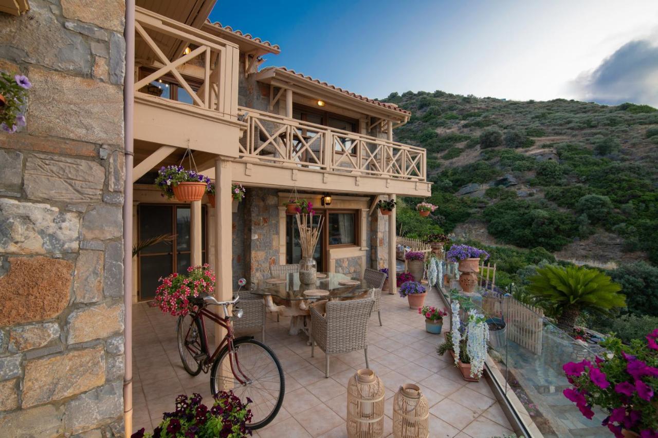 Felini Palace Agia Pelagia Екстериор снимка