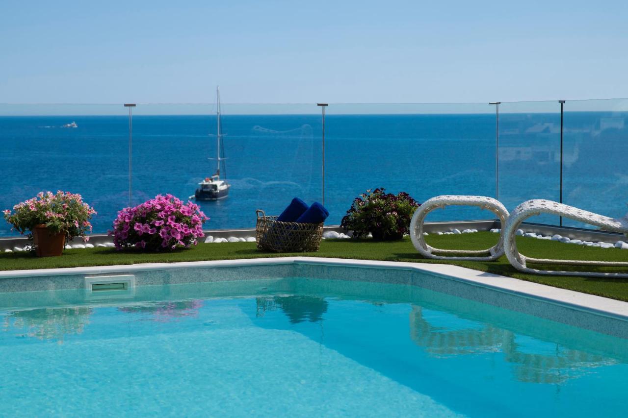 Felini Palace Agia Pelagia Екстериор снимка