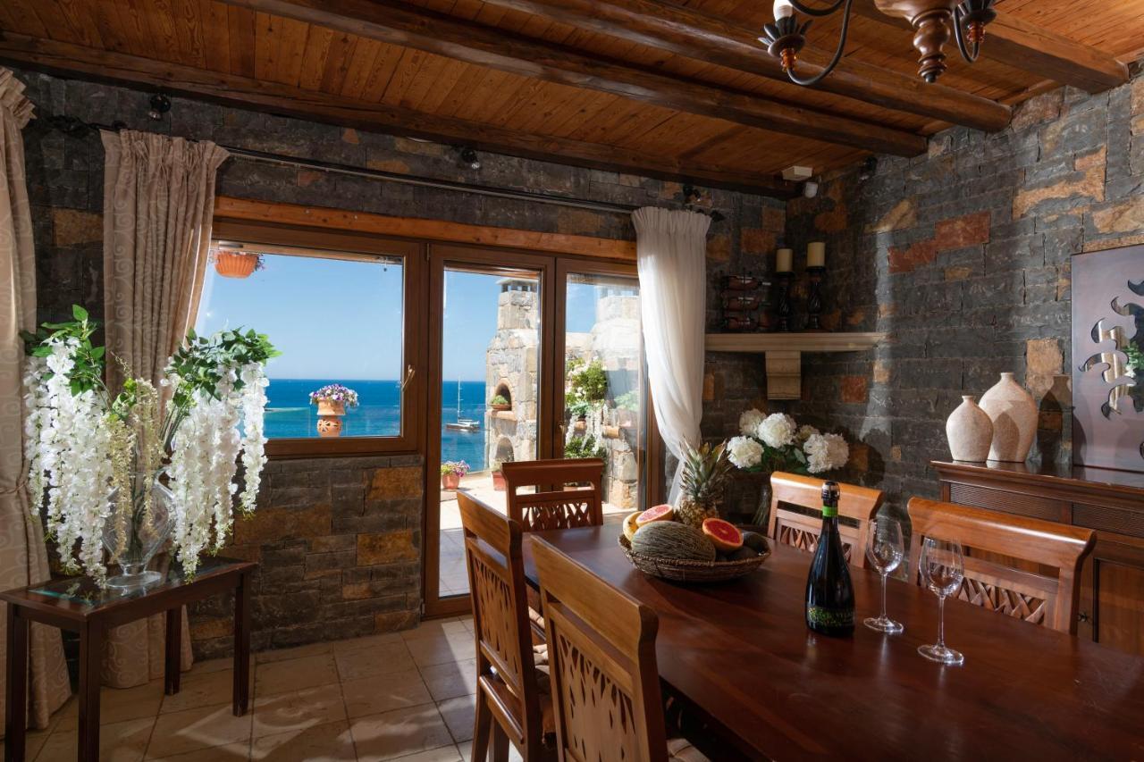 Felini Palace Agia Pelagia Екстериор снимка